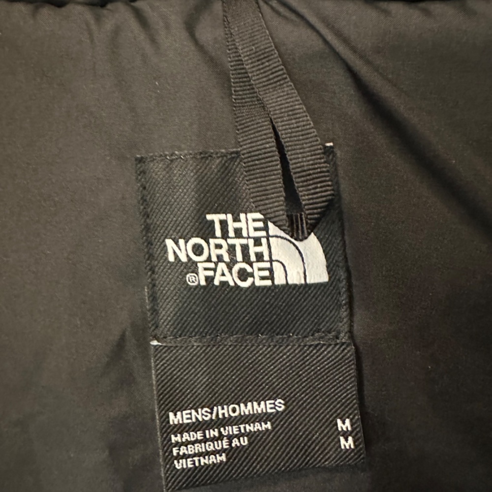 The North Face Versa Velour Nuptse MEDIUM Almond Butter Down Puffer Jacket - Picture 6 of 7